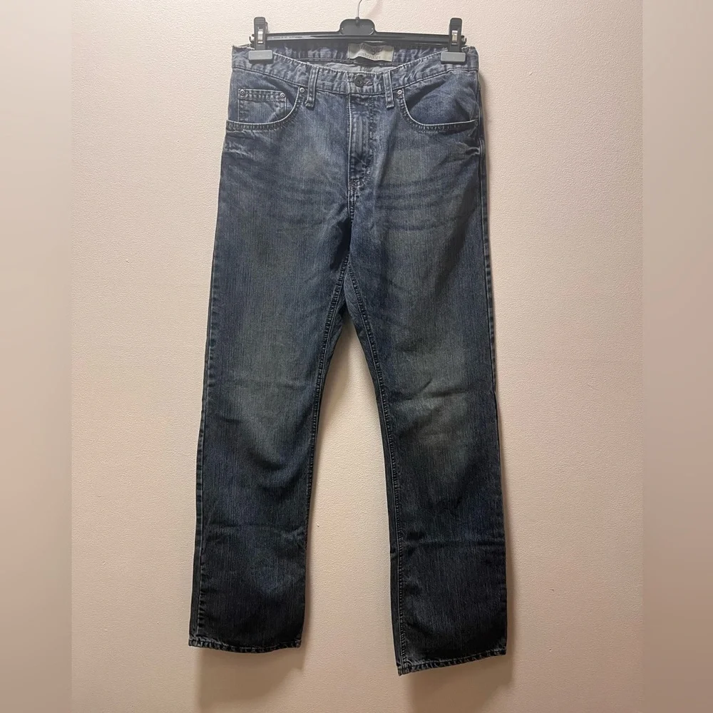 Wrangler Authentic Durable Americana Mid Rise Jeans, Men, See Measurements, Blue